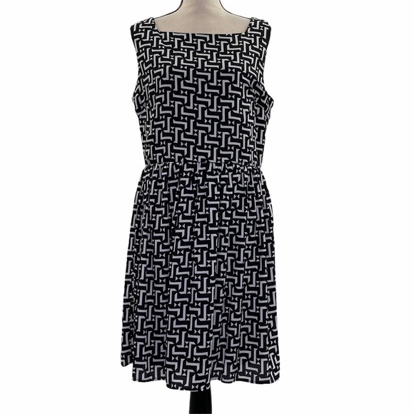 BEIGE by ECI Black White Printed Mini Dress Large - Picture 1 of 16